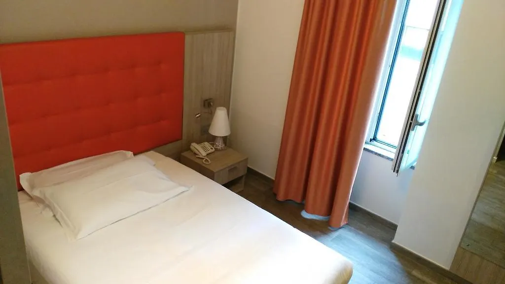 加拉瑞特 阿马利亚贝克里之家旅馆酒店 招待所